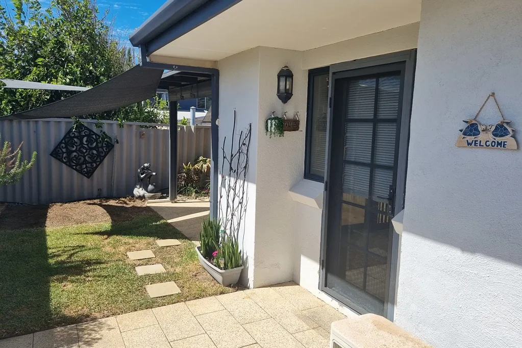 19C Carnarvon Street, Port Denison, WA 6525
