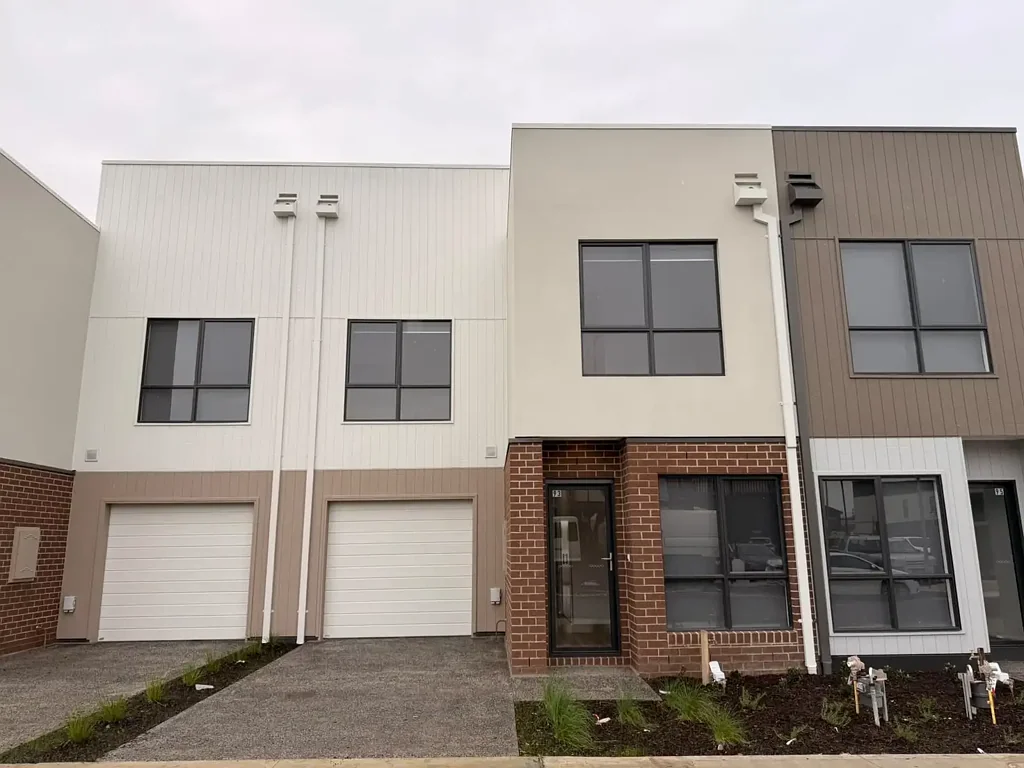 Stylish & Spacious Townhouse