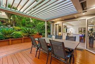 33 Peter Terrace, Castor Bay, North Shore City