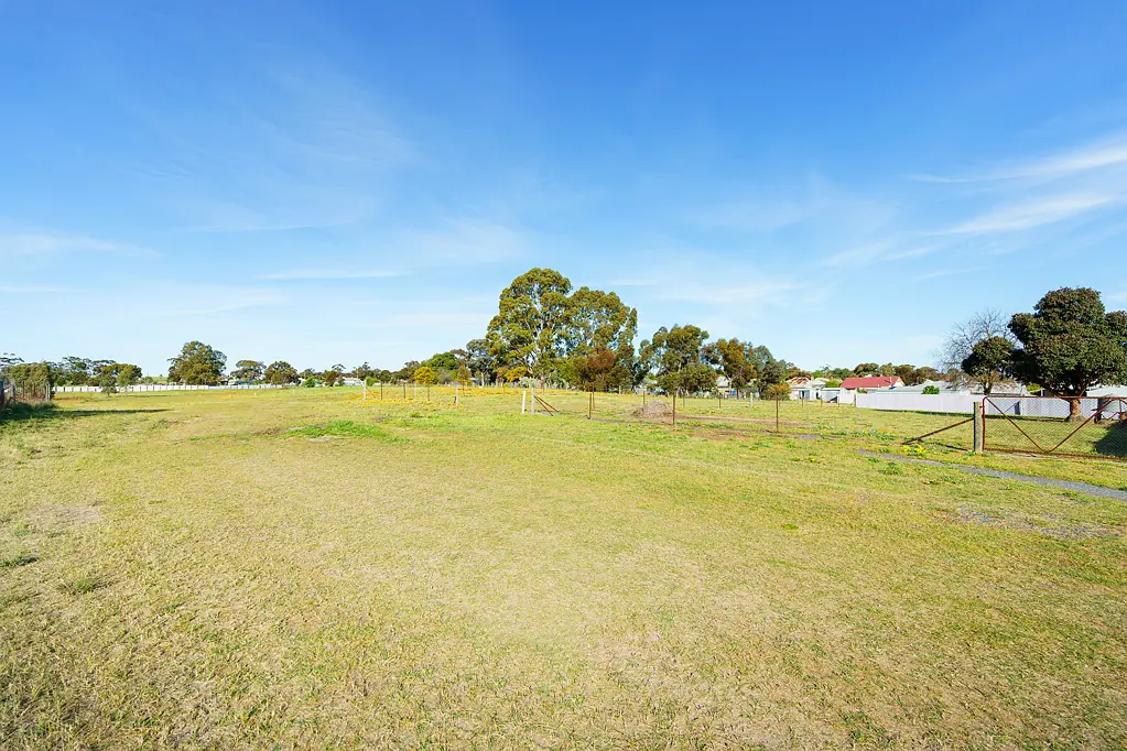 Dimboola  CLEAR FLAT BLOCK!
