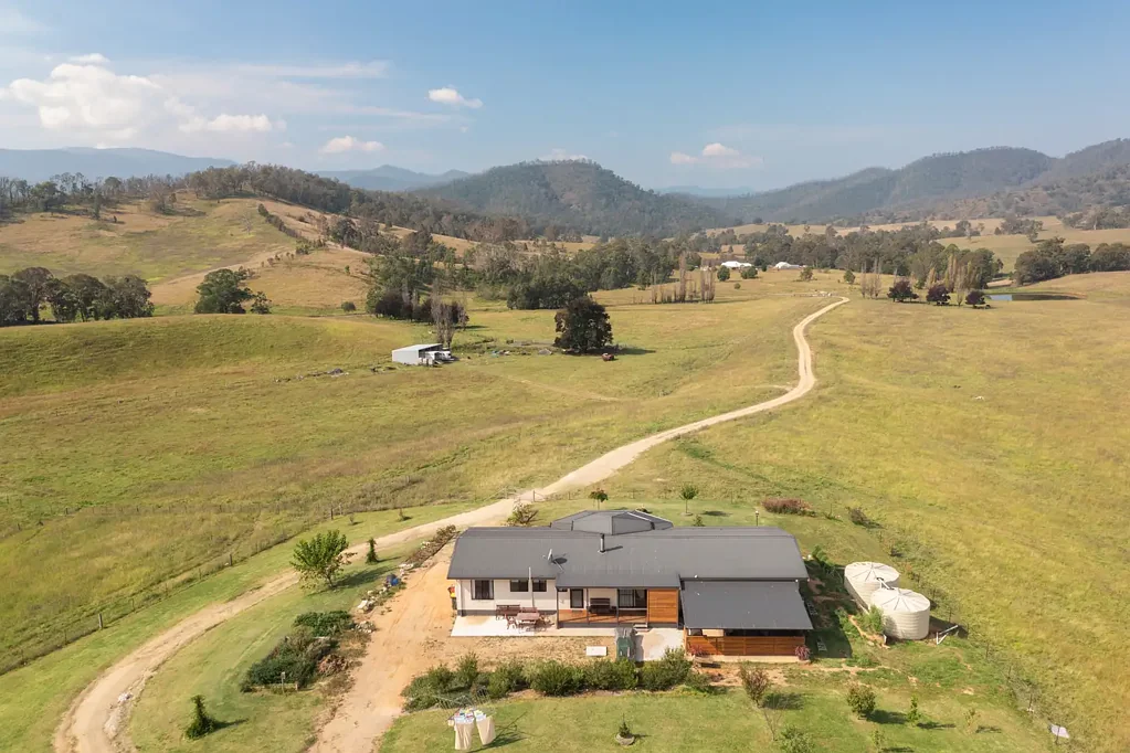 Araluen  474 Neringla Road