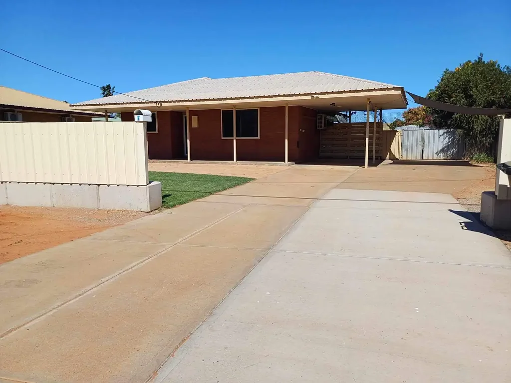 7 Geyer Place, Carnarvon, WA 6701