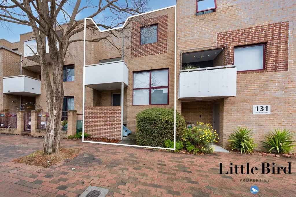 Spacious Townhouse in Prime Location
