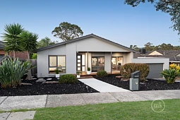15 Marissa Crescent, Greensborough