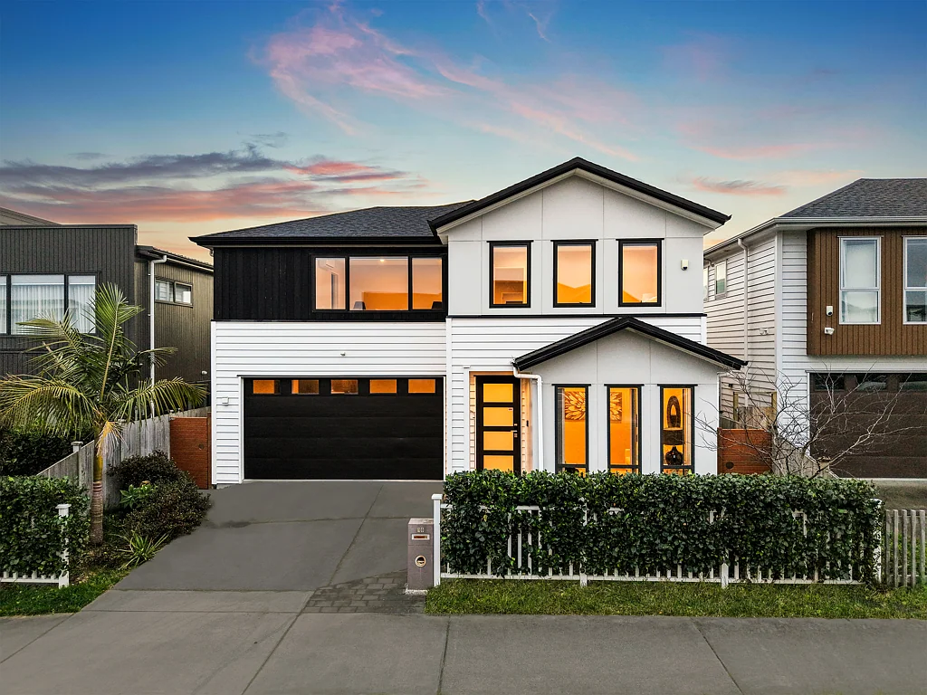 Hobsonville 5chambre Spacious Layout, Modern Comfort