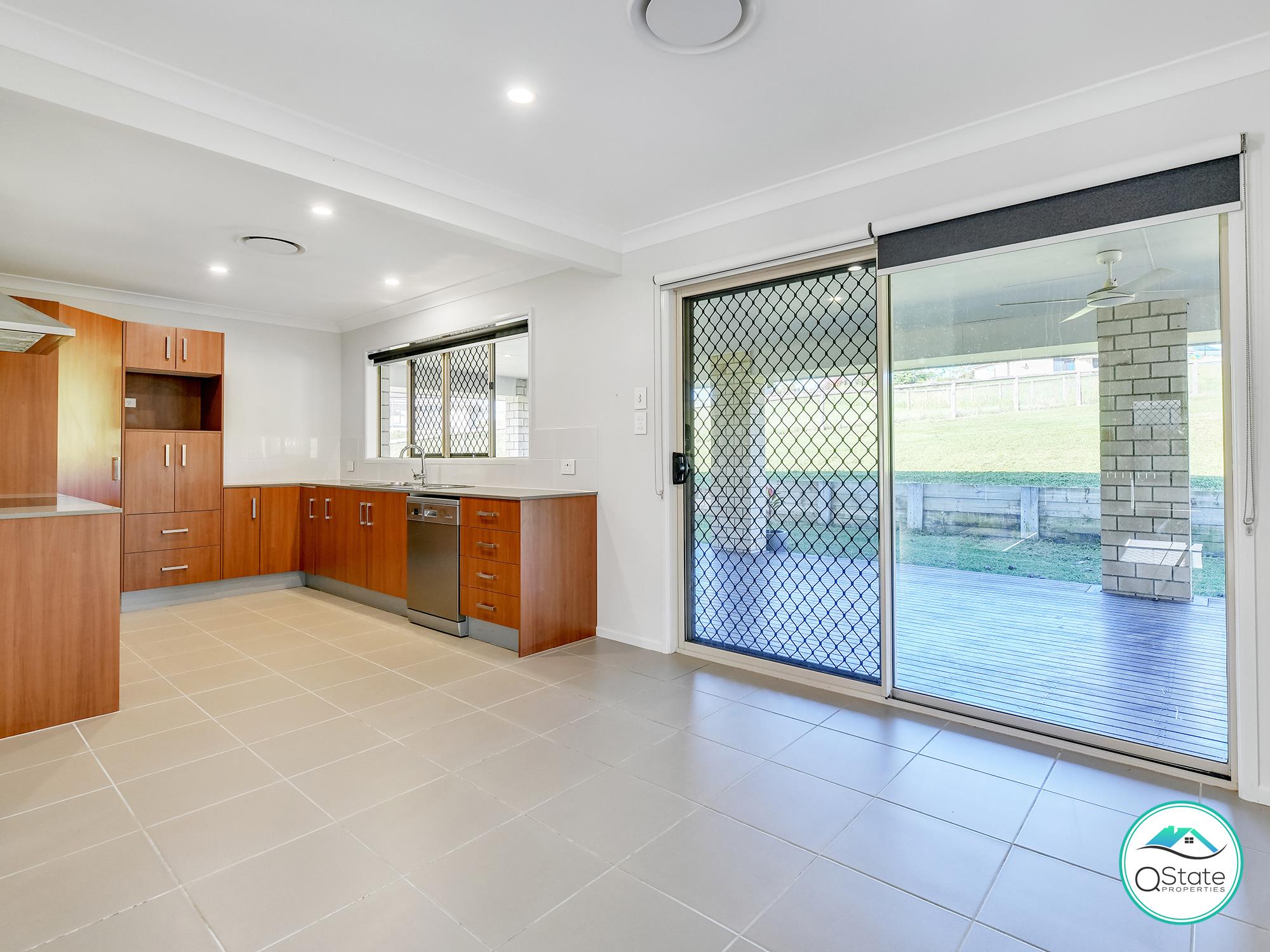 63-67 TUTIN CR, WOODHILL QLD 4285, 0部屋, 0バスルーム, House