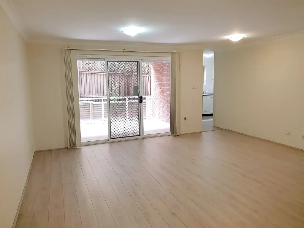 Spacious Unit with 2 Bedroom - Available 2/7/25