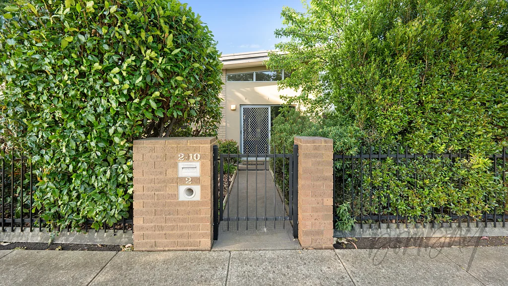 2/2-10 Creekwood Drive, Craigieburn, VIC 3064