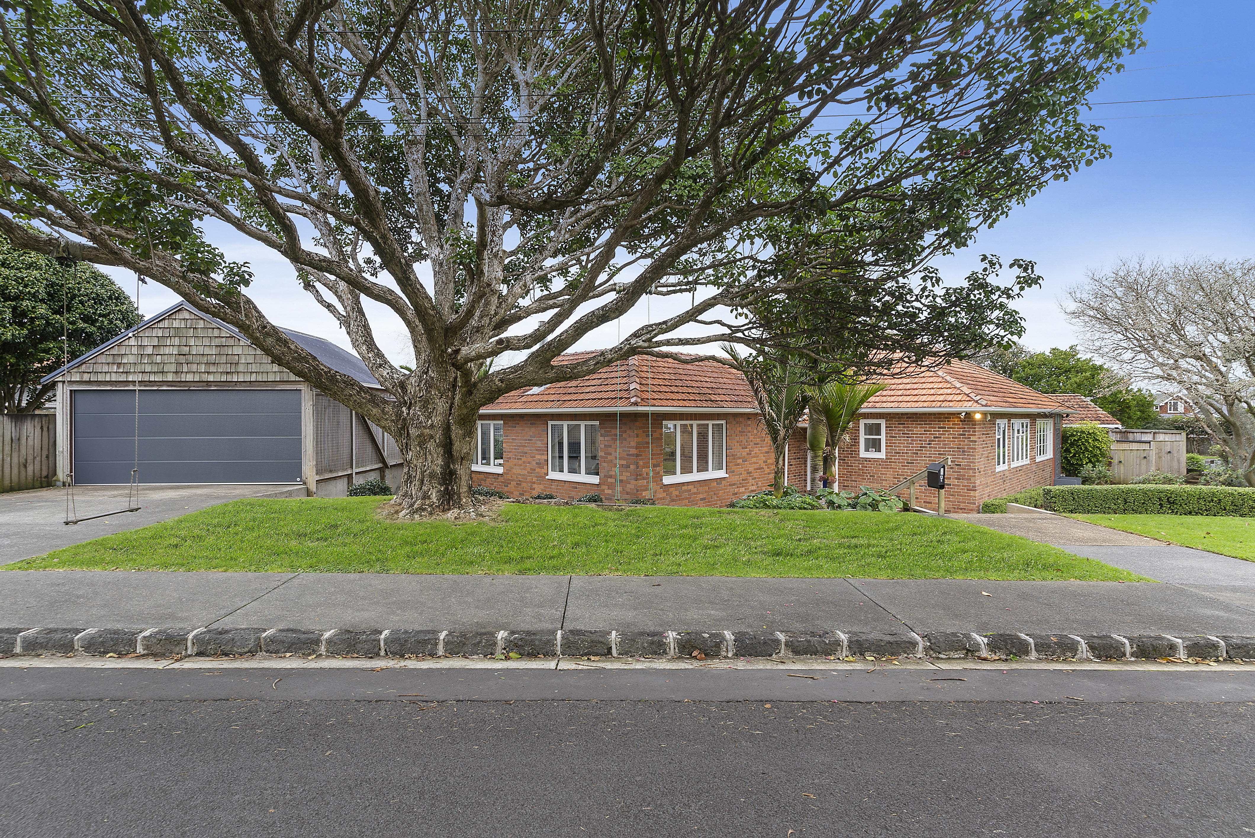 1a Korokino Road, Greenlane, Auckland, 3 habitaciones, 0 baños, House