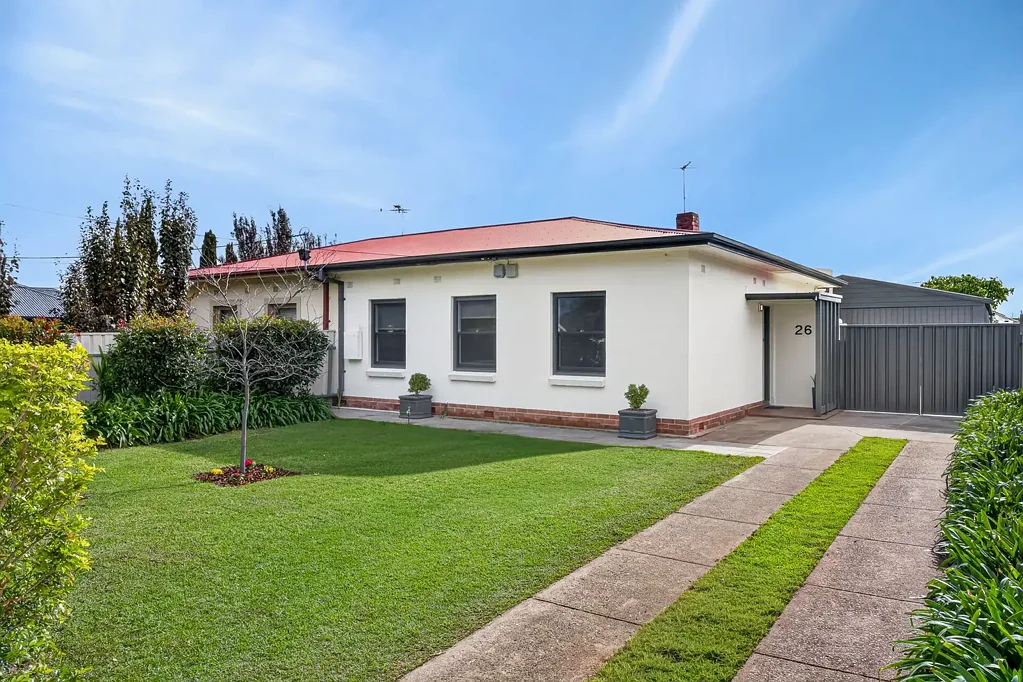 Broadview 2Moenga A Home for Living, Entertaining & Storing It All