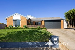 1 KIMBA DRIVE, Glenfield Park