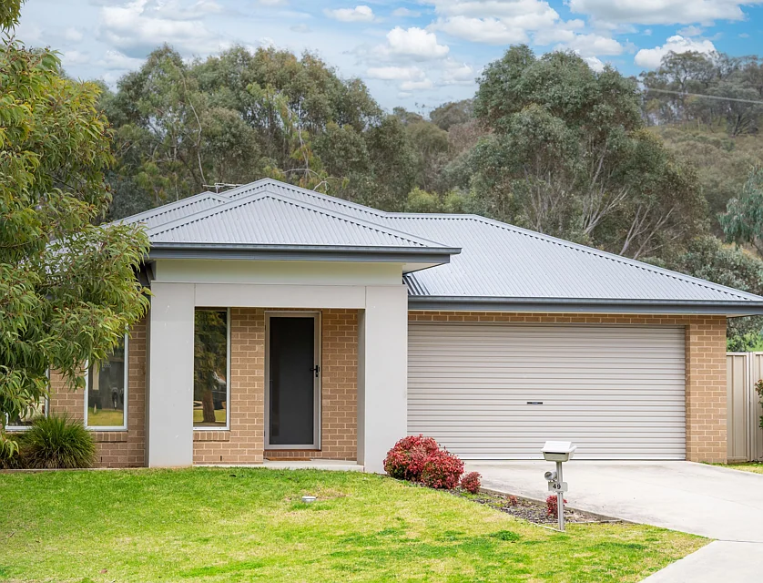 49 Greta Drive, Hamilton Valley, Riverina, 4 कमरे, 2 बाथरूम, House