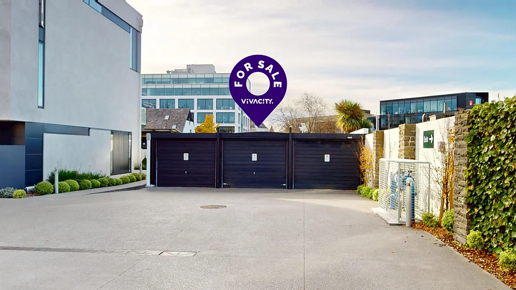 Christchurch Central 1 Bedroom 3 Car Garage - Central City rarity