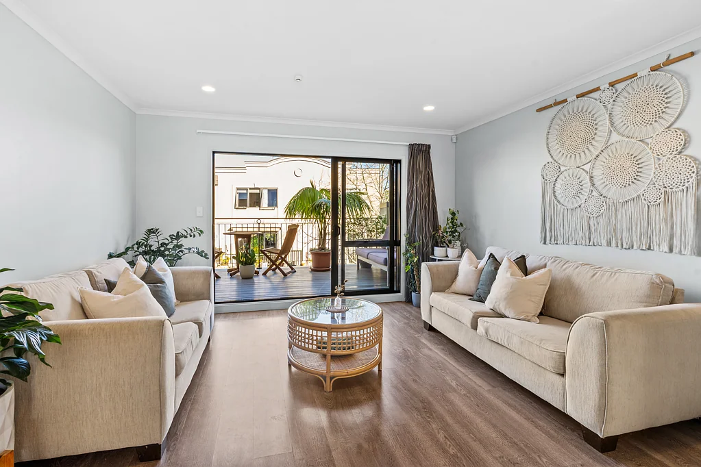 Chatswood 3Moenga Superb Value in Prime Chatswood Location