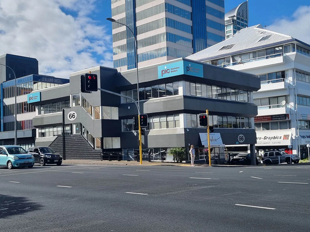 Takapuna FULL FLOOR OFFICE!