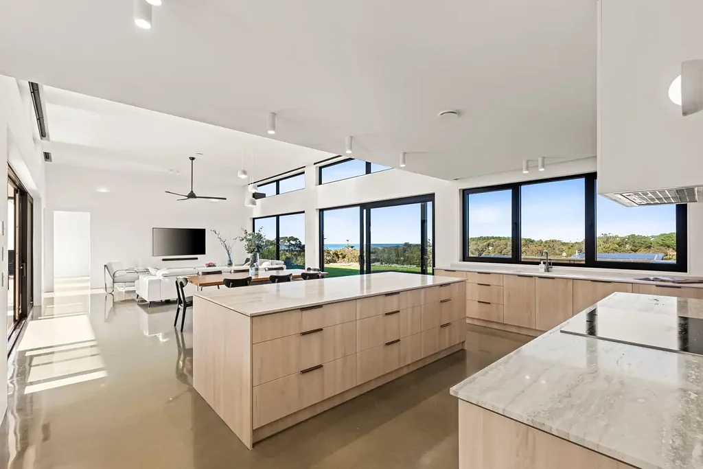 Jan Juc 4 Slaapkamer A Seamless Blend of Design, Luxury & Performance