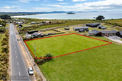 Taieri Mouth  Premium Section, services connected