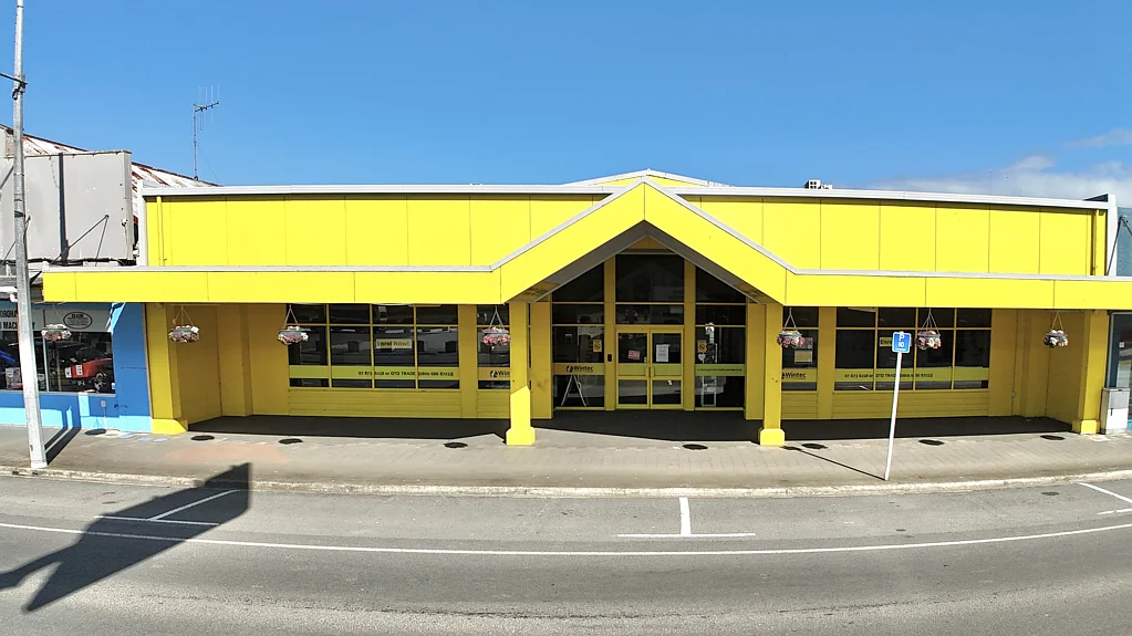 Otorohanga Excellent Premises - Available NOW
