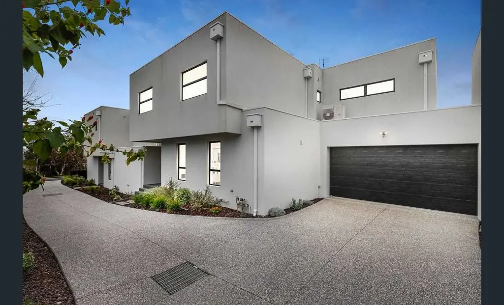 Dromana 3غرفة نوم Contemporary Beachside Luxury with views of the bay & Mt Martha
