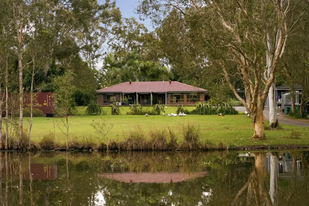 Burpengary East 5Kwarto THE OFFER: Lifestyle. Space. Opportunity.