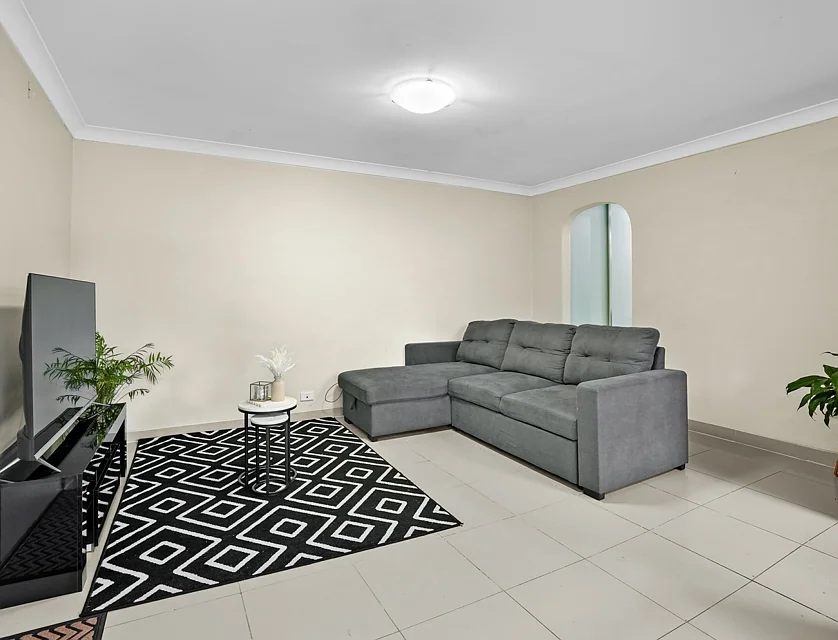 Unit 21/18 Westmoreland Rd, Minto, Macarthur Region, 2 rūma, 1 rūma horoi, Apartment