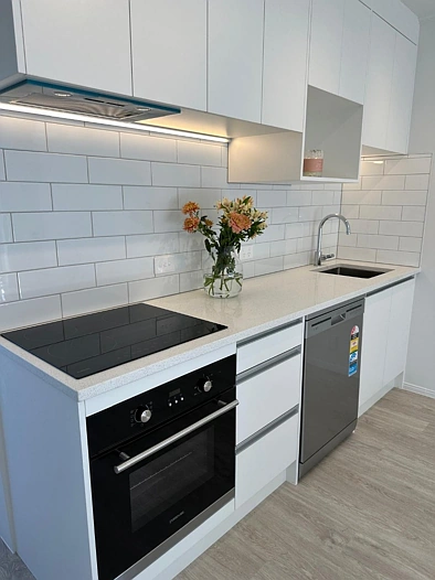 2/40 Kempthorne Cres, Mission Bay - 2 bedrooms + 1 study, 1 bathroom