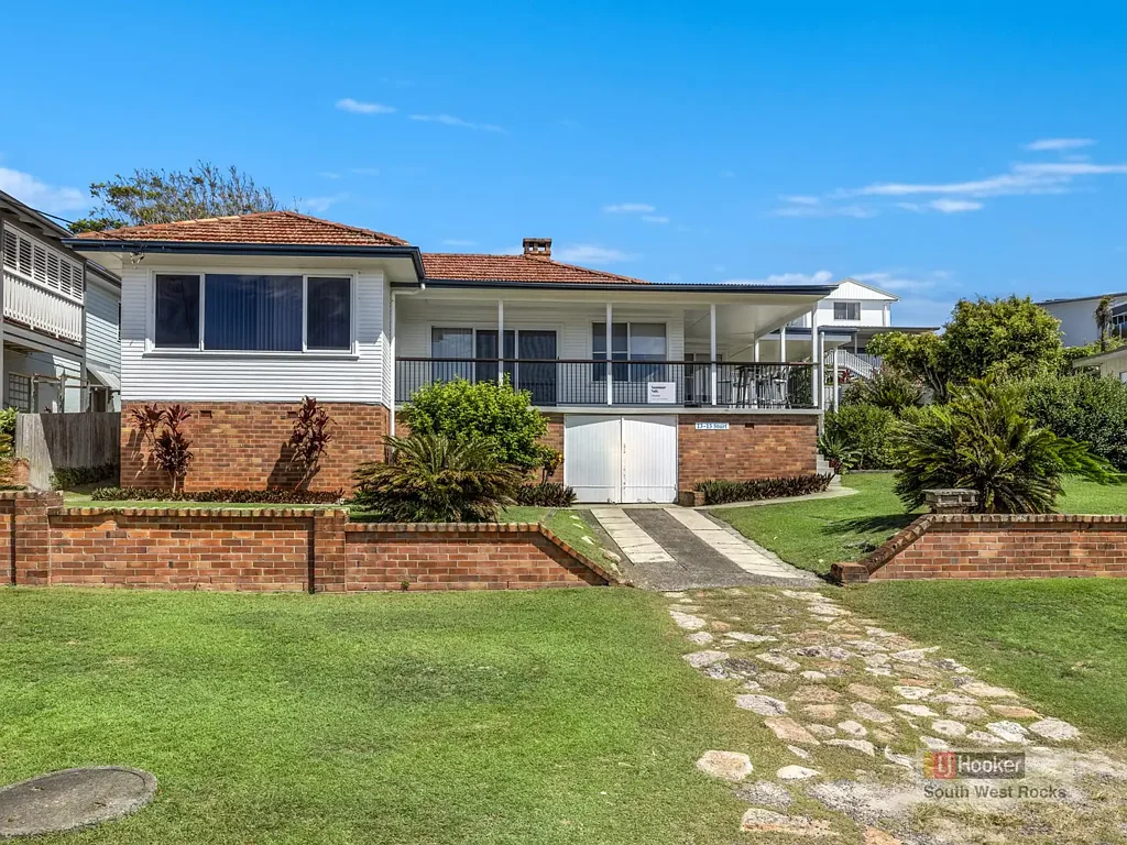 13-15 Sturt Street, South West Rocks, NSW 2431