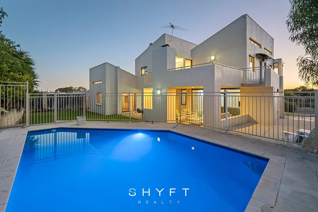 48 Abbeville Circle, Mindarie, WA 6030