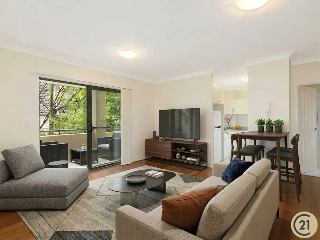 LEASED SUCCESSFULLY BY CENTURY 21 Randwick