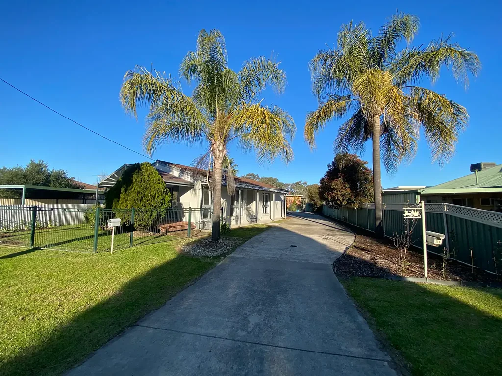 25 & 25a Mullins Road, Killara, VIC 3691