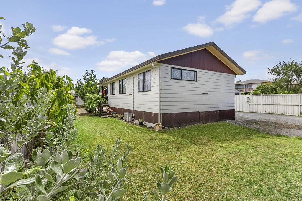Avondale 3房 释放潜力！602㎡全幅地，翻新投资优选 Instructions are clear, Must be sold!