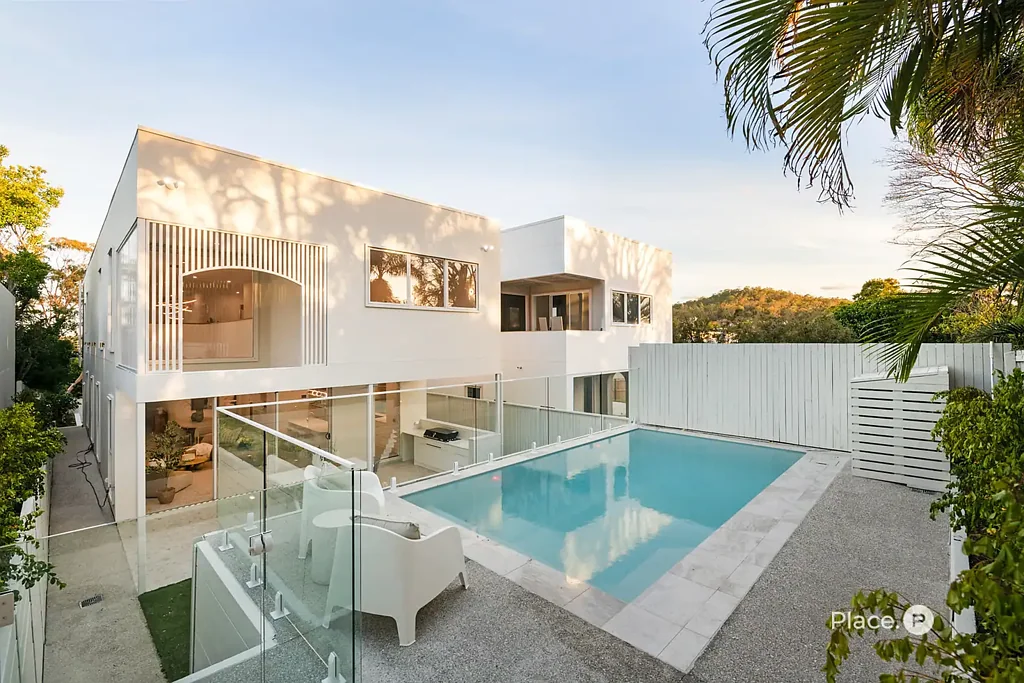5 Thomas Street, Camp Hill, QLD 4152