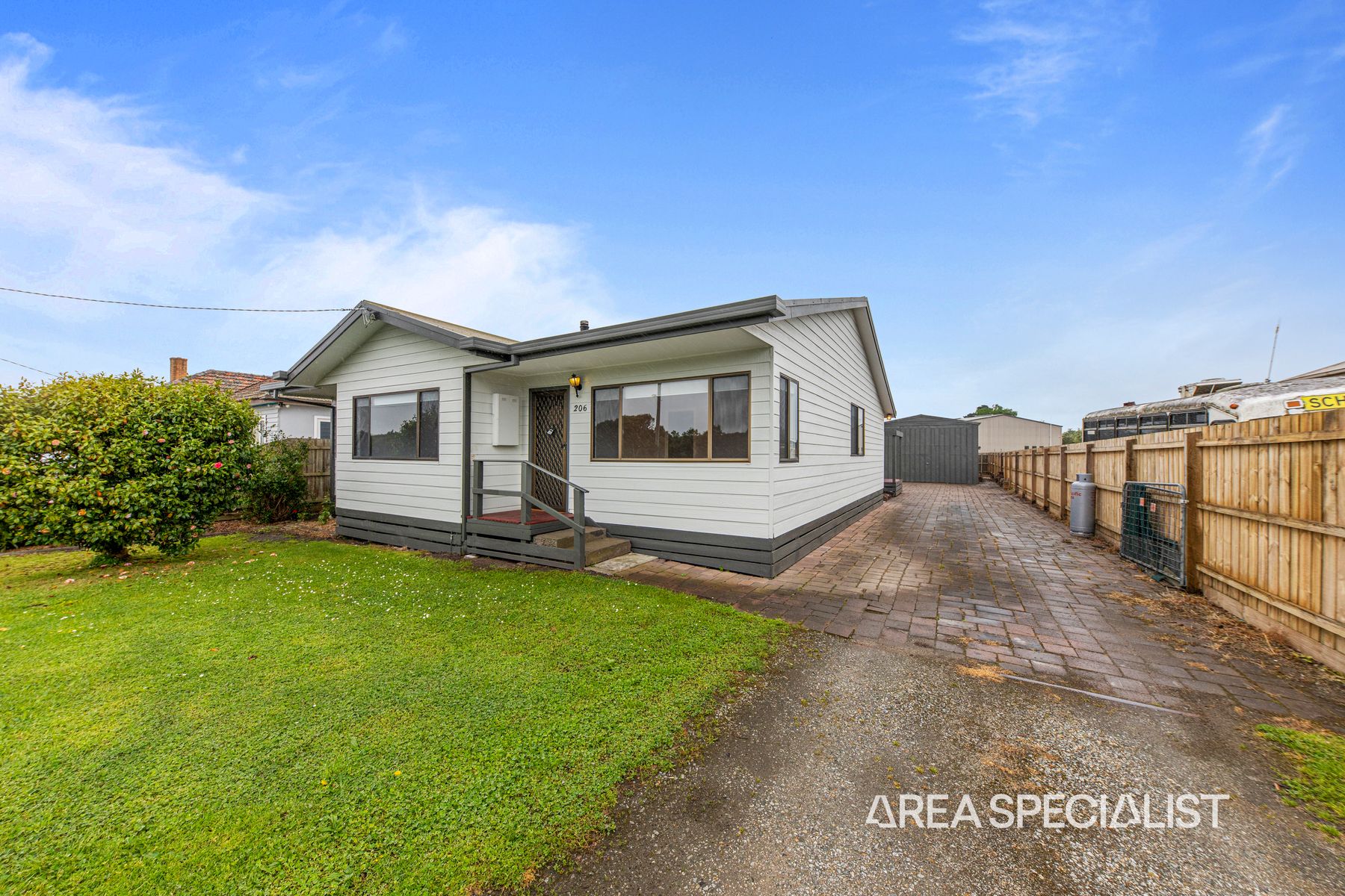 206 STATION ST, KOO WEE RUP VIC 3981, 0 Bedrooms, 0 Bathrooms, House