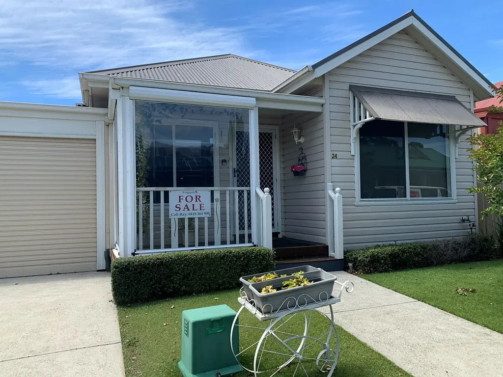 Kilmore 2બેડરૂમ Retirement Living at its best - New carpets, ramp to back entrance and established garden and street - Book your Private tour today!