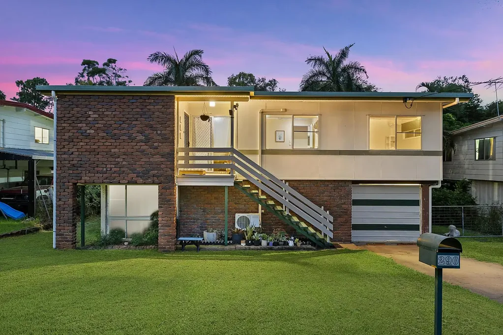 290 Blanchfield Street, Koongal, QLD 4701
