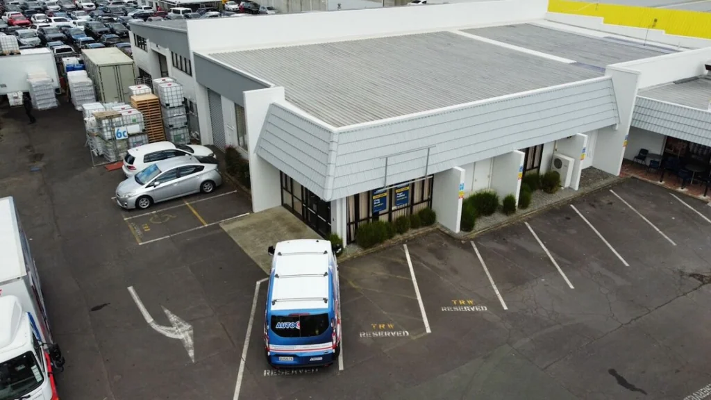 Manukau Versatile Unit - Showroom, Office or Warehouse