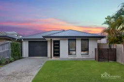 6 Indigo Lane, Holmview