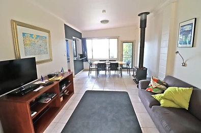 14 Broome Street, Mallacoota, VIC 3892, 2 Bedrooms, 1 Bathrooms, House