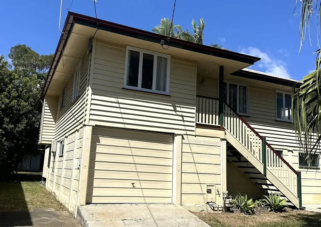 SPACIOUS FAMILY HOME IN THE HEART OF WYNNUM
