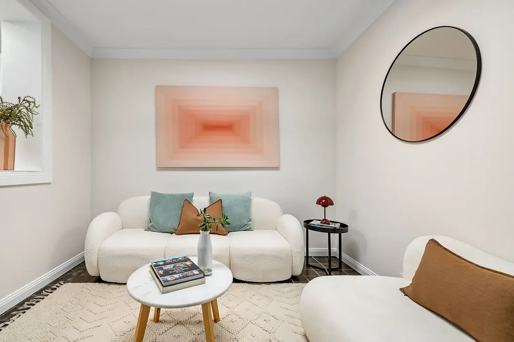 Single level house, easy-living & future potential