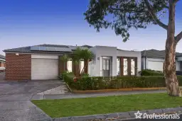 18 Pioneer Drive, Deer Park