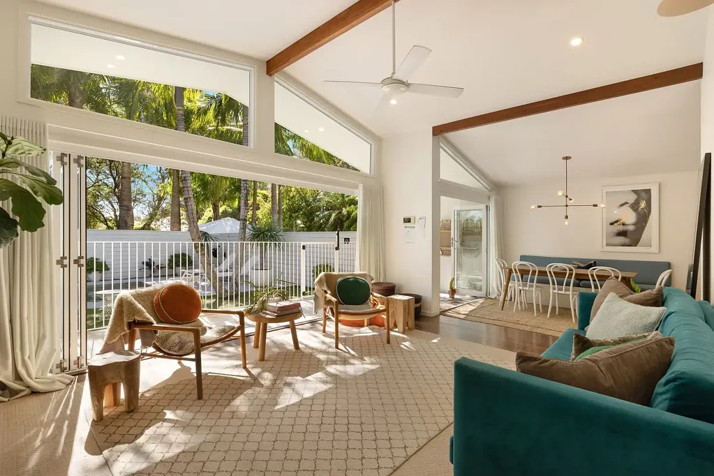 Byron Bay 3chambre Palm Springs-Inspired Luxury in Byron’s Most Coveted Golden Grid Street