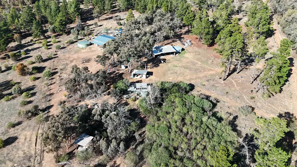 Hastings  The Ultimate Off-Grid Haven - 260 Acres of Pure Potential