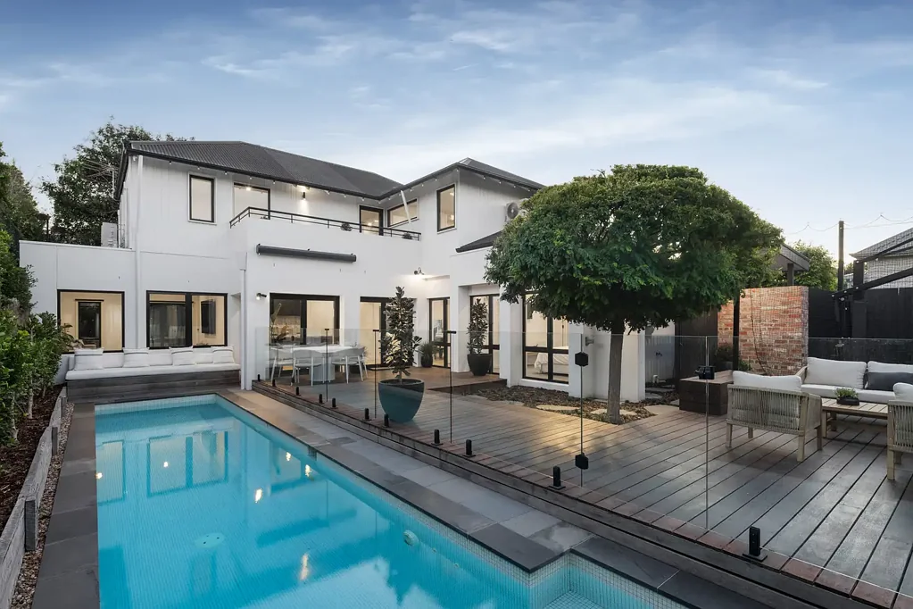 6 Gordon Street, Hampton, VIC 3188