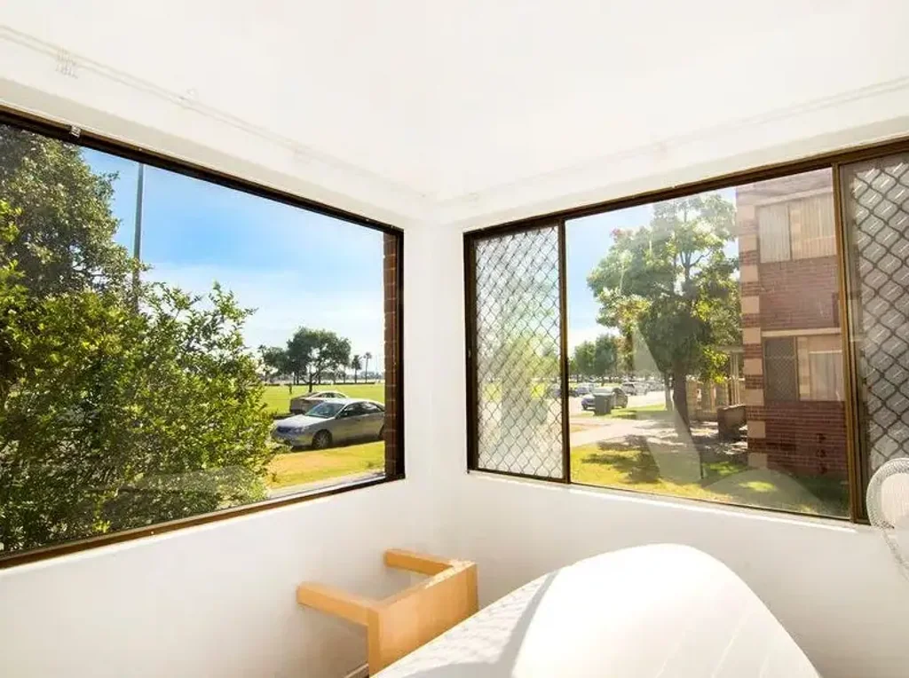 Fully Furnished City Living.
