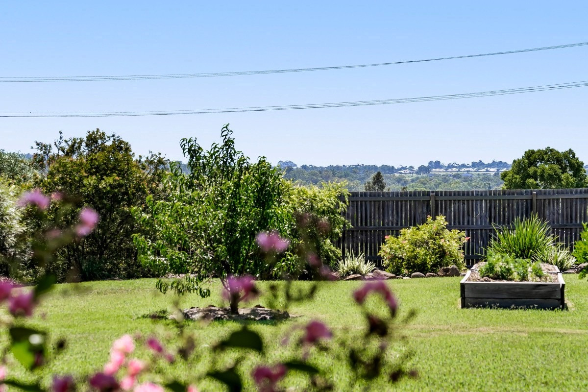 3 CORELLA ST, MERINGANDAN WEST QLD 4352, 0 રૂમ, 0 બાથરૂમ, House