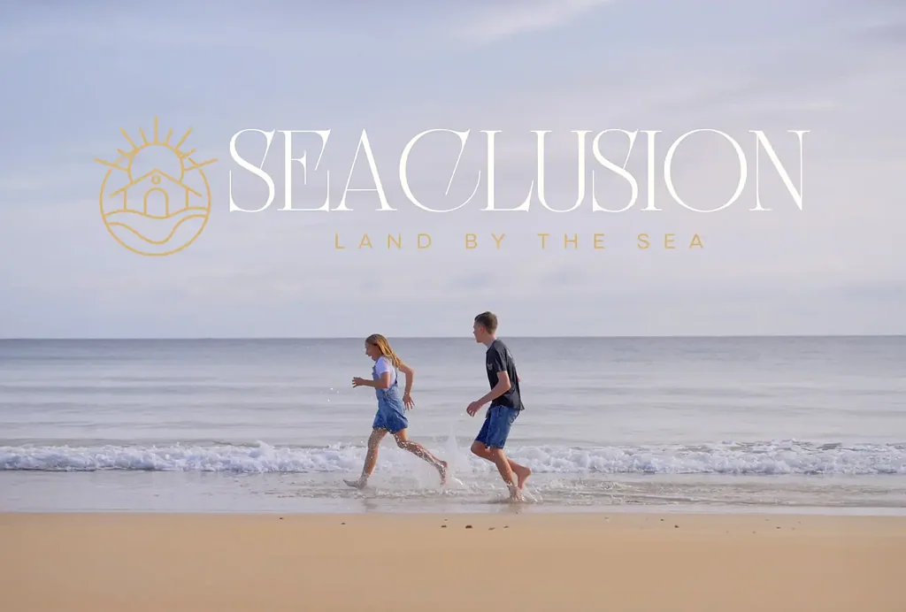 Lulworth Seaclusion - Premium Coastal Blocks