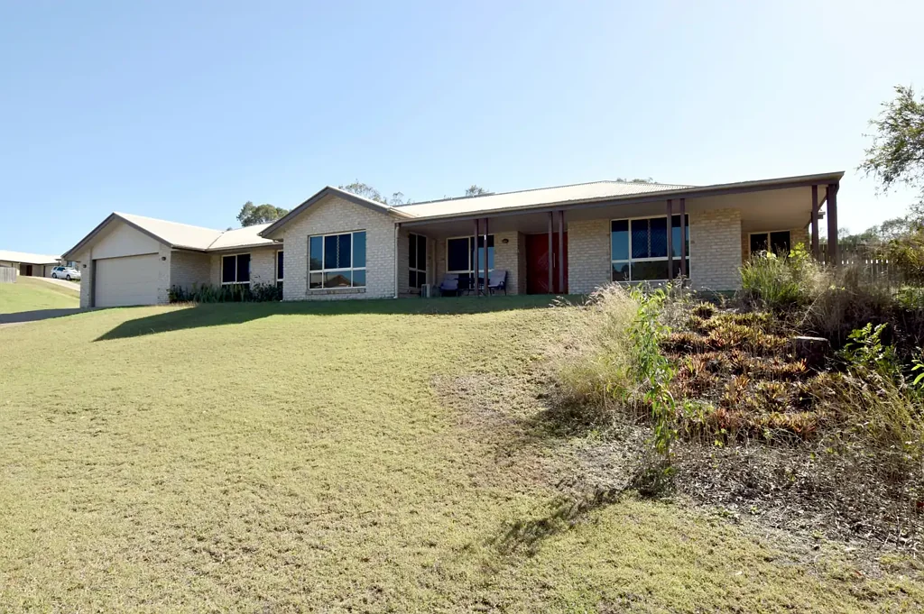 APPROVED APPLICATION-LARGE FAMILY HOME IN NEW AUCKLAND