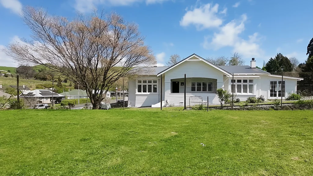 Taihape and Surrounds 4ਬੈੱਡਰੂਮ Does Your Family Deserve the Best?
