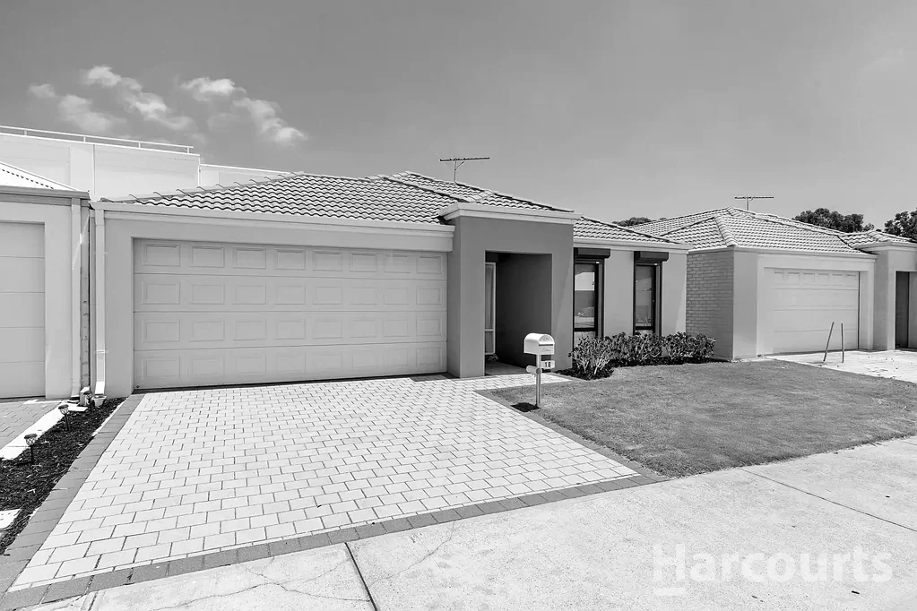 18 Illyarrie Avenue, Falcon, WA 6210